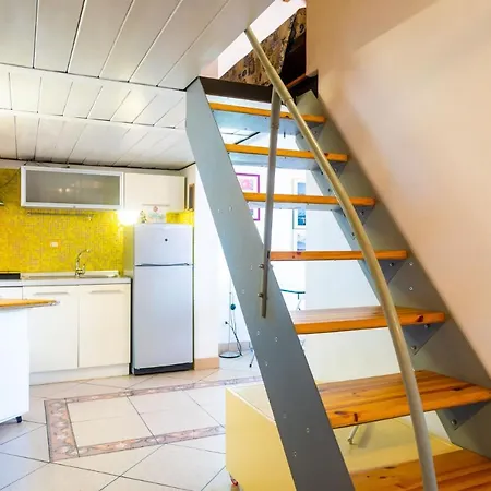 Gloria Apartment