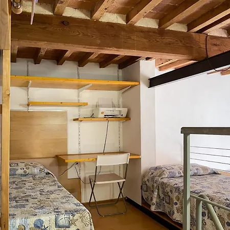 Gloria Apartment *